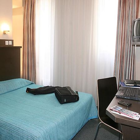 Hotel Amarys Simart Paris Cameră foto